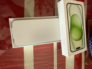 iPhone 15 128GB Verde