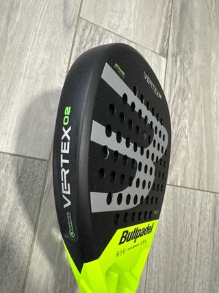 Pala Bullpadel Vertex 02