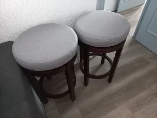 Taburetes de barra con asiento gris (2 unidades)