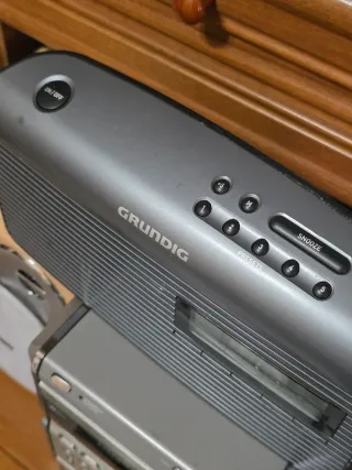 Radio Grundig FM