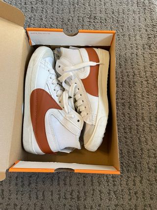 Zapatillas Nike Hombre Blancas y Marrones