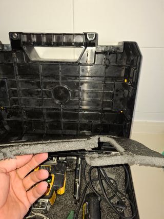 Maletín DeWalt 360° Láser Pladur