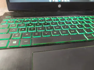 Portátil HP Gamer Verde/Negro