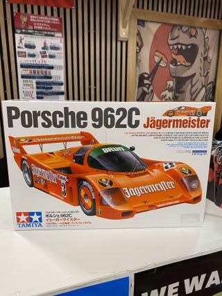 Maqueta Tamiya Porsche 962C Jägermeister 1:24