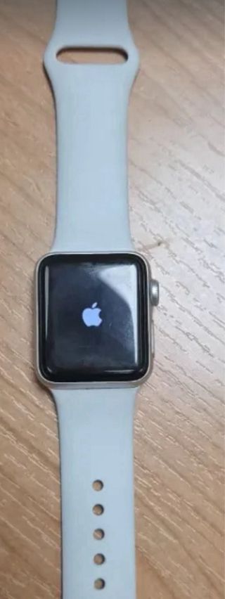 Apple Watch S3 38mm Plata