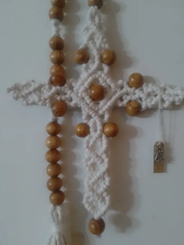Cruz intención por la paz Macramé