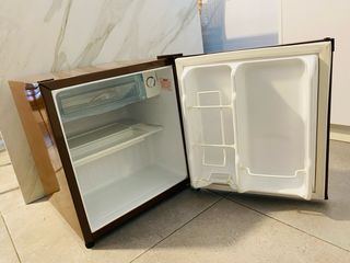 Mini nevera/ mini bar/ Mini Frigorifico LG