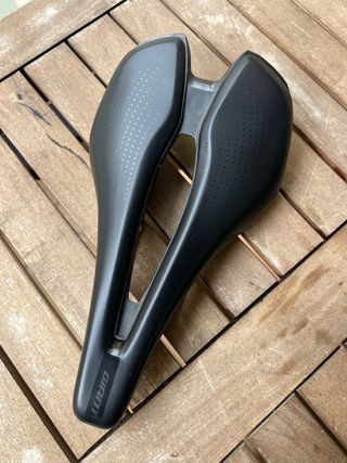 Sillín Giant Fleet SL 145mm