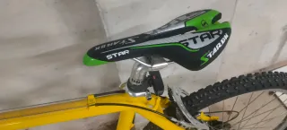 Bicicleta Cannondale Amarilla