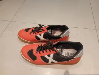 Zapatillas Munich Hombre Naranja y Negro