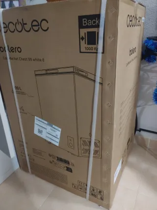 Congelador arcon vertical Bolero 99L nuevo a estre