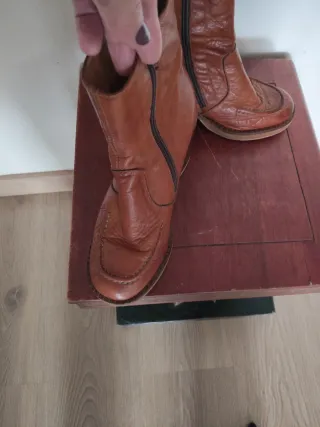 Botines de piel marrones