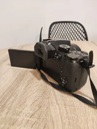 Panasonic Lumix FZ300 4K Cámara Digital