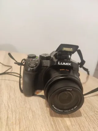 Panasonic Lumix FZ300 4K Cámara Digital