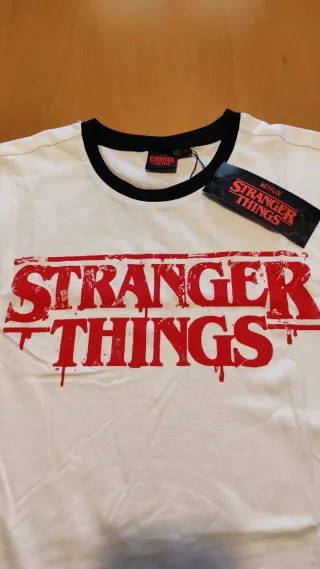 Tshirt Stranger Things taglia M nuova cartellino