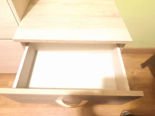 Mesita de noche roble