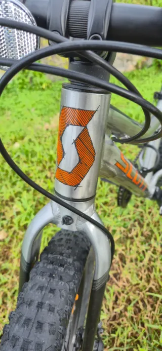 Bicicleta Scott Roxter 20' Plata Niño