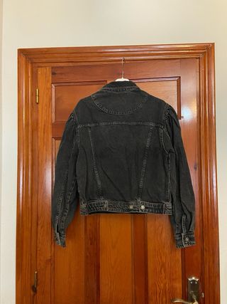 Chaqueta Vaquera Negra Pull&Bear Talla XS
