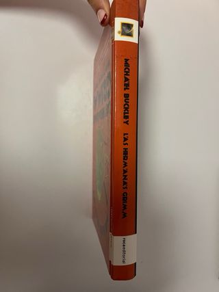 Las Hermanas Grimm (Roca Editorial Juvenil) (Sp...