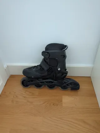 Patines 4 Ruedas + Set de Protecciones Decathlon