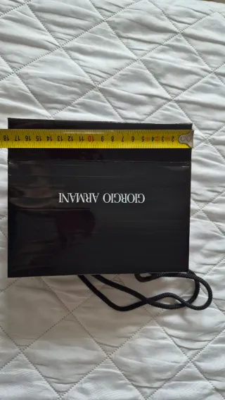 Bolsa de regalo Giorgio Armani negra