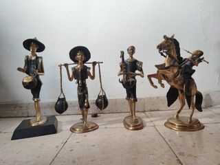 Figuras de Bronce: Músico Tambor