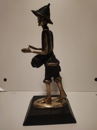 Figuras de Bronce: Músico Tambor