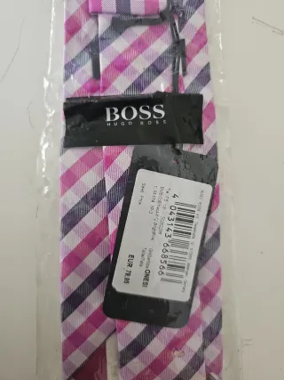 Corbata Hugo Boss a cuadros