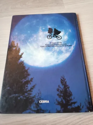 E.T. El Extra Terrestre. El libro de la película