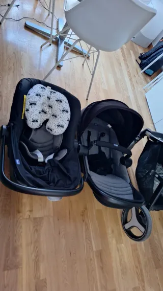 Carrito de bebé 3 piezas marca Chicco