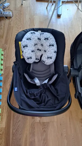 Carrito de bebé 3 piezas marca Chicco