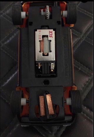 Scalextric  Renault 5 Club Edition