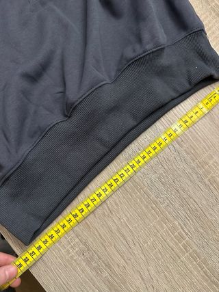 Felpa pullover Stone Island grigia elegante