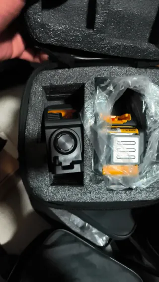 Nivel Láser DeWalt con Batería y Cargador