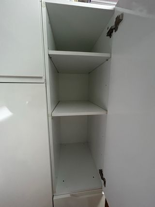 Armario blanco amplio