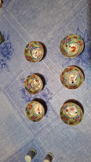 6 Cuencos de Porcelana Japonesa