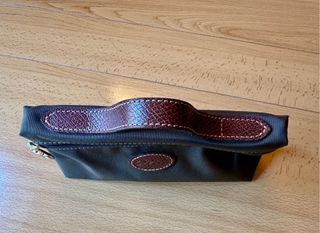 Estuches Longchamp antiguos. Color topo