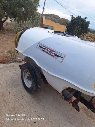 Cuba de fumigar 1100L