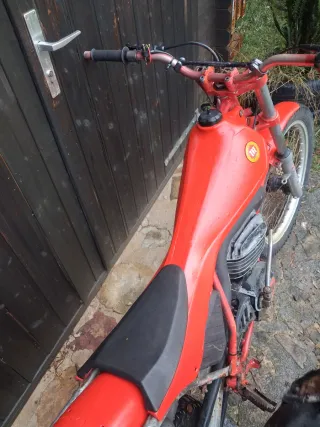 Montesa Cota 335 Trial Roja