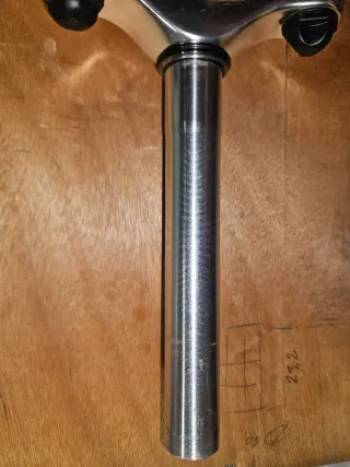 Horquilla Manitou Magnum R. 26 pulgagas.retro