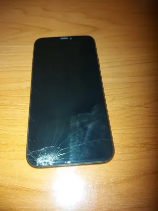 iPhone X Con pantalla rota