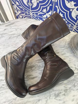 Stivali Cesare Paciotti Marrone Tg 40 nuovi usati