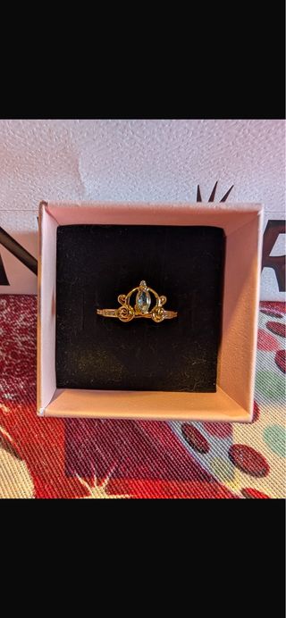 Anillo Pandora Cenicienta Dorado