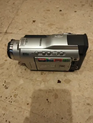 Cámara Digital Samsung Mini DV 800x