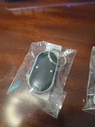 Localizador de llaves con silbato