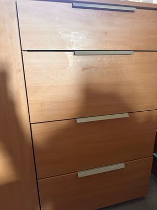 Cómoda de madera 4 cajones y puerta