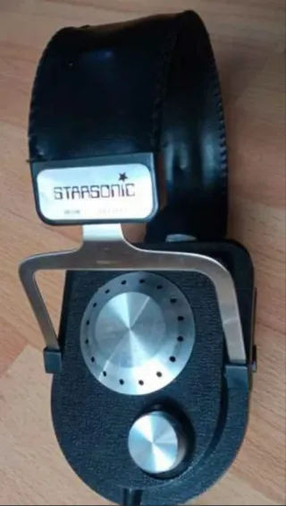 Cascos Vintage Starsonic Negros y Plateados