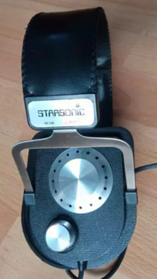 Cascos Vintage Starsonic Negros y Plateados