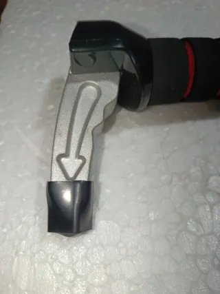 (16)Rompevidrios y soporte acceso coche