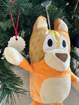 Peluche Chilli Mamá Bluey Bingo